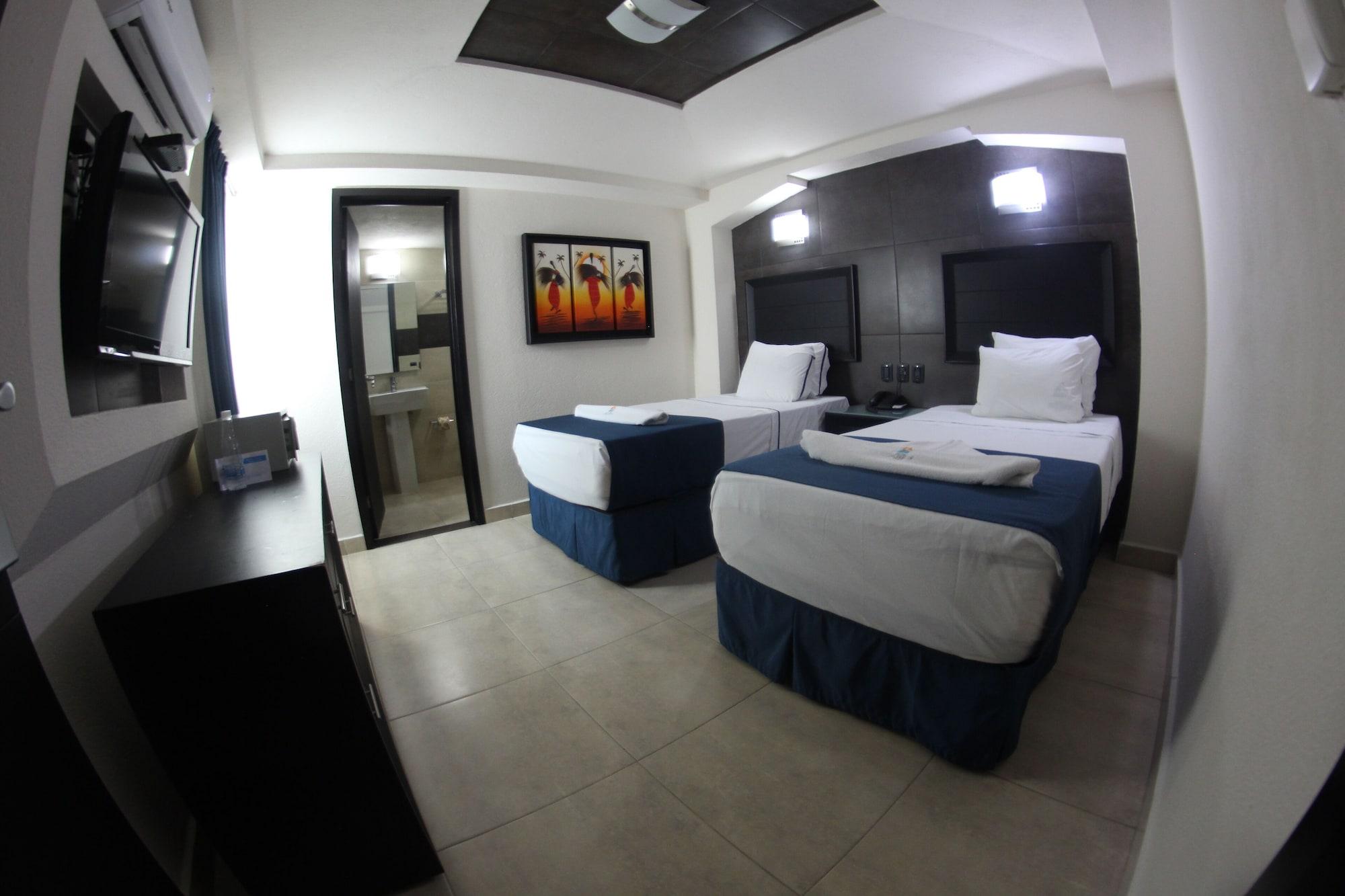 Hotel Portonovo Plaza Malecon Puerto Vallarta Exterior photo