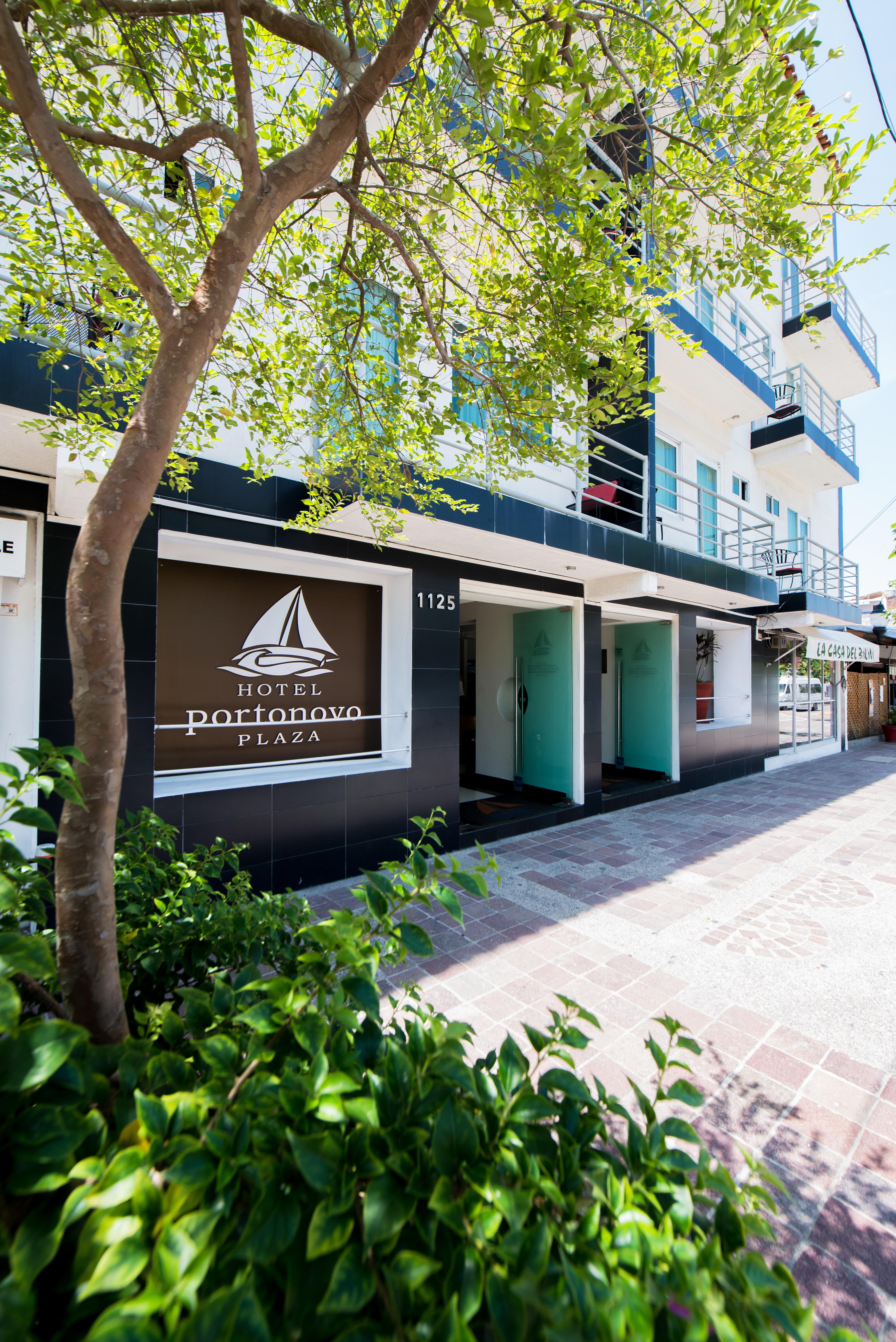 Hotel Portonovo Plaza Malecon Puerto Vallarta Exterior photo